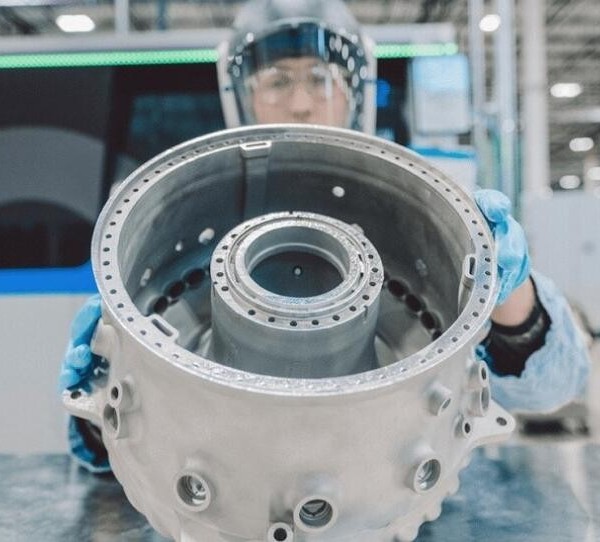 Daimler запускает программу 3D-печати запасных частей