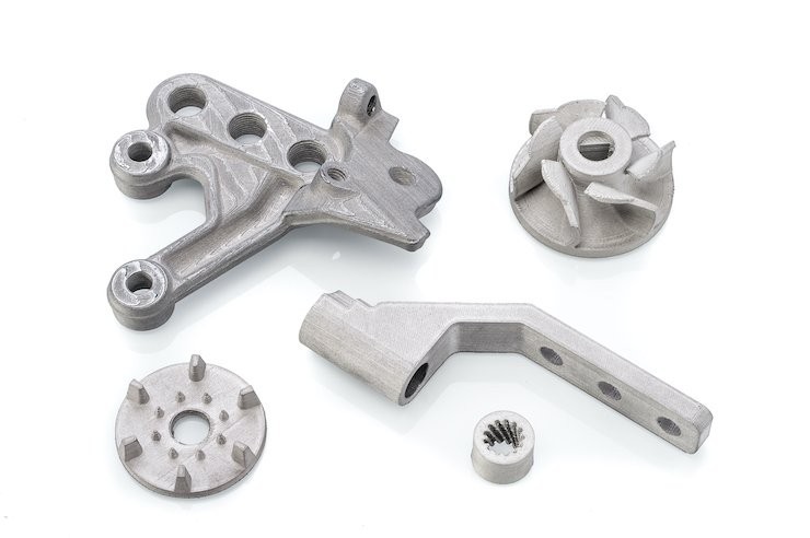 Ultimaker совместно с BASF предлагает опциональный набор для печати металлом на 3D-принтере S5
